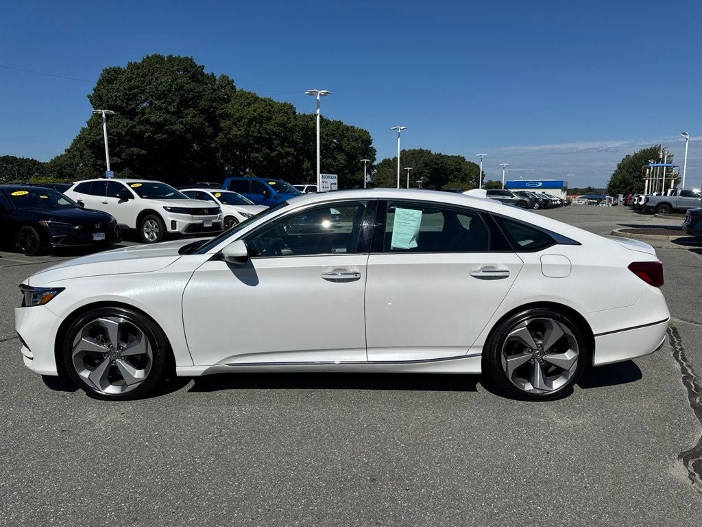 1HGCV2F90KA017590