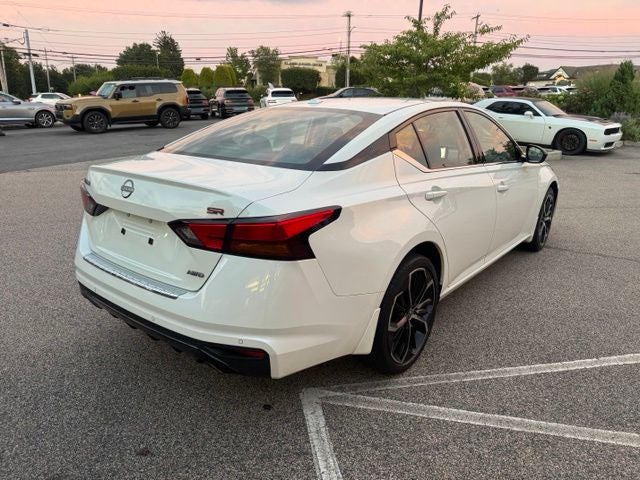2023 Nissan Altima 2.5 SR Premium