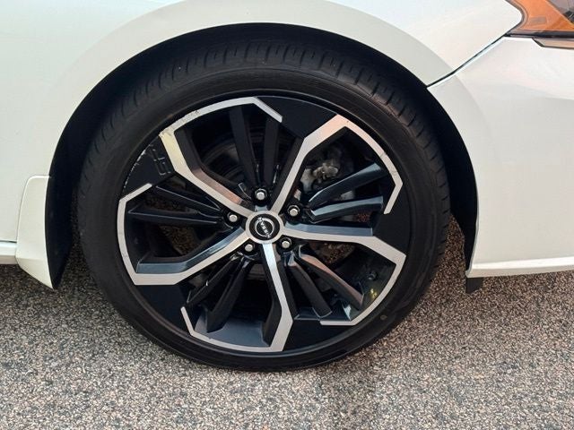 2023 Nissan Altima 2.5 SR Premium