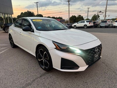 2023 Nissan Altima 2.5 SR Premium