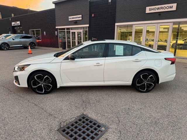 2023 Nissan Altima 2.5 SR Premium