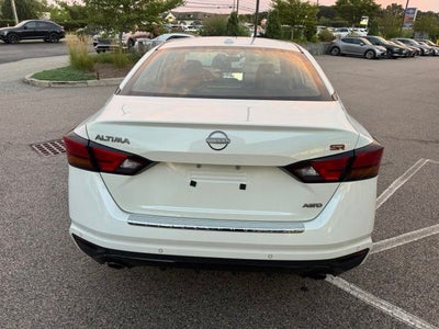 2023 Nissan Altima 2.5 SR Premium