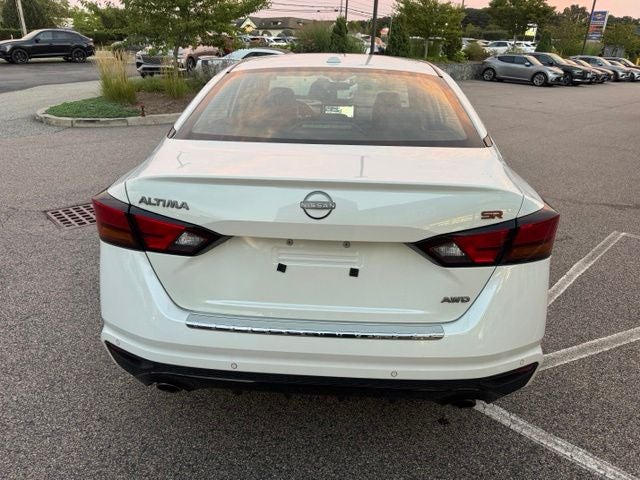 2023 Nissan Altima 2.5 SR Premium