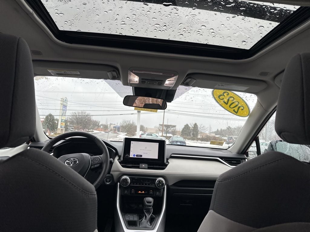 2023 Toyota RAV4 XLE
