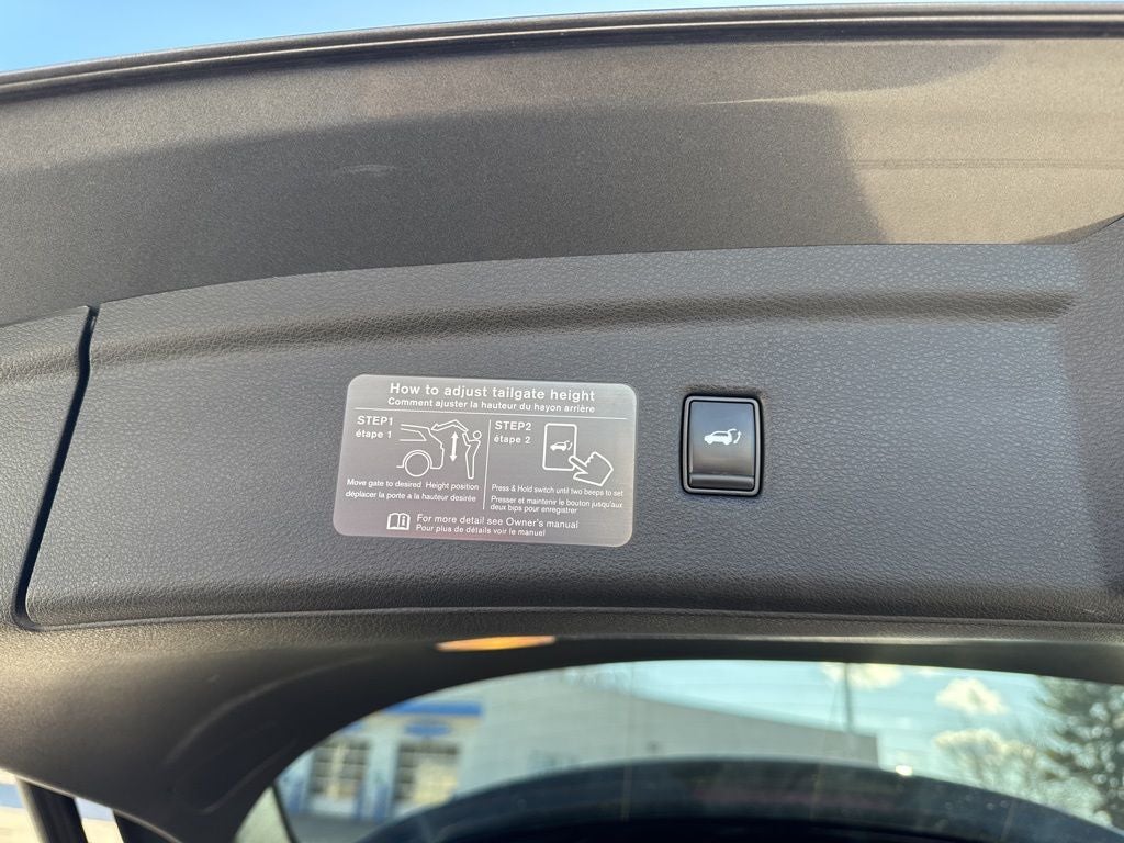 2022 INFINITI QX50 LUXE