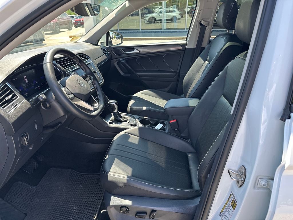 2023 Volkswagen Tiguan 2.0T SE