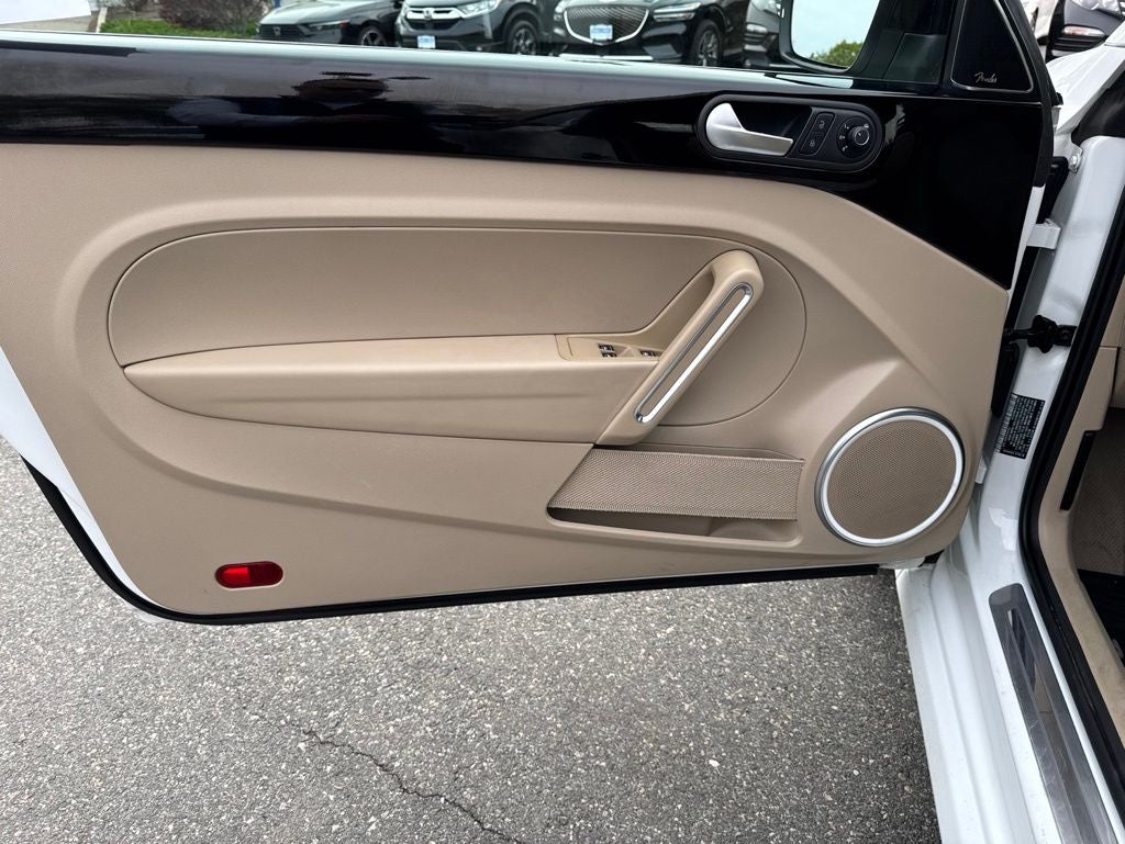 2015 Volkswagen Beetle 2.0T R-Line