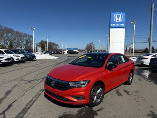 2019 Volkswagen Jetta R-Line