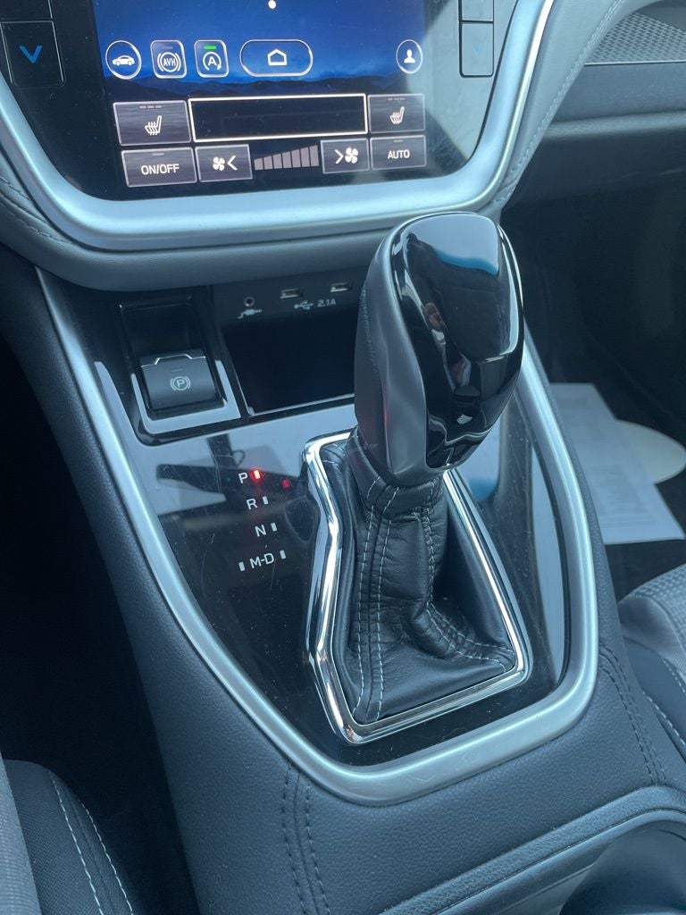 2022 Subaru Outback Premium Premium