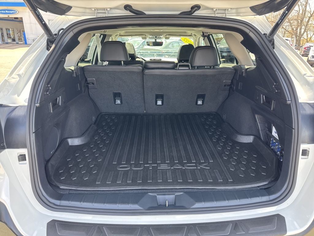 2022 Subaru Outback Limited XT