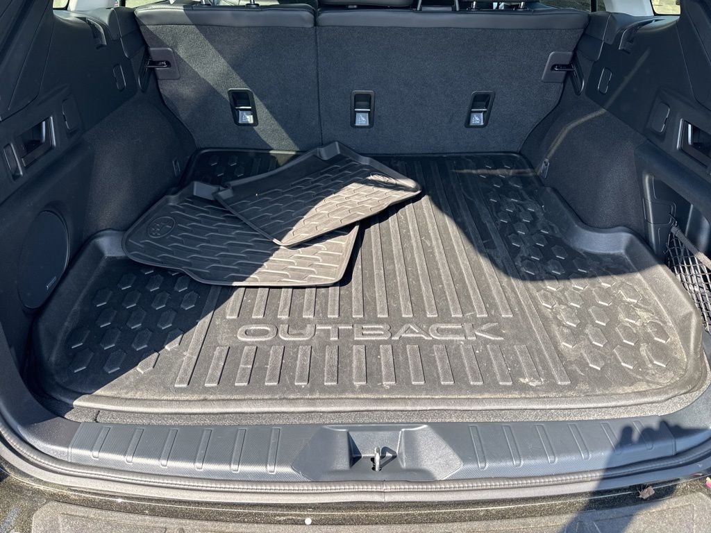 2022 Subaru Outback Limited XT