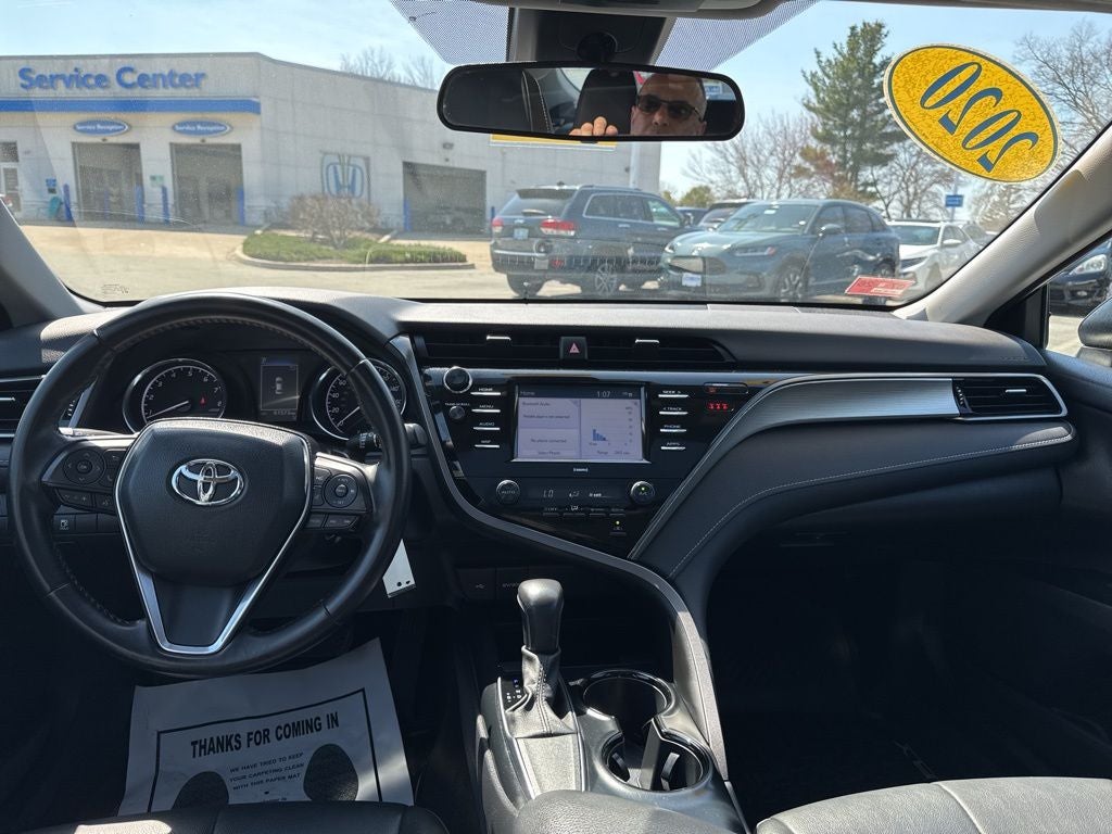 2020 Toyota Camry SE