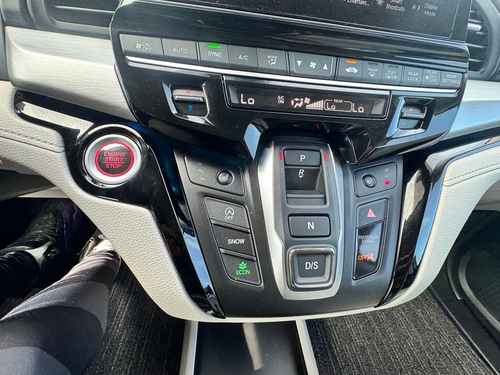 2026 Honda Odyssey Touring - Photo 13