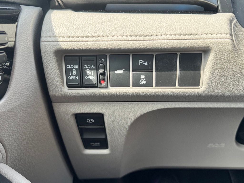 2026 Honda Odyssey Touring - Photo 19