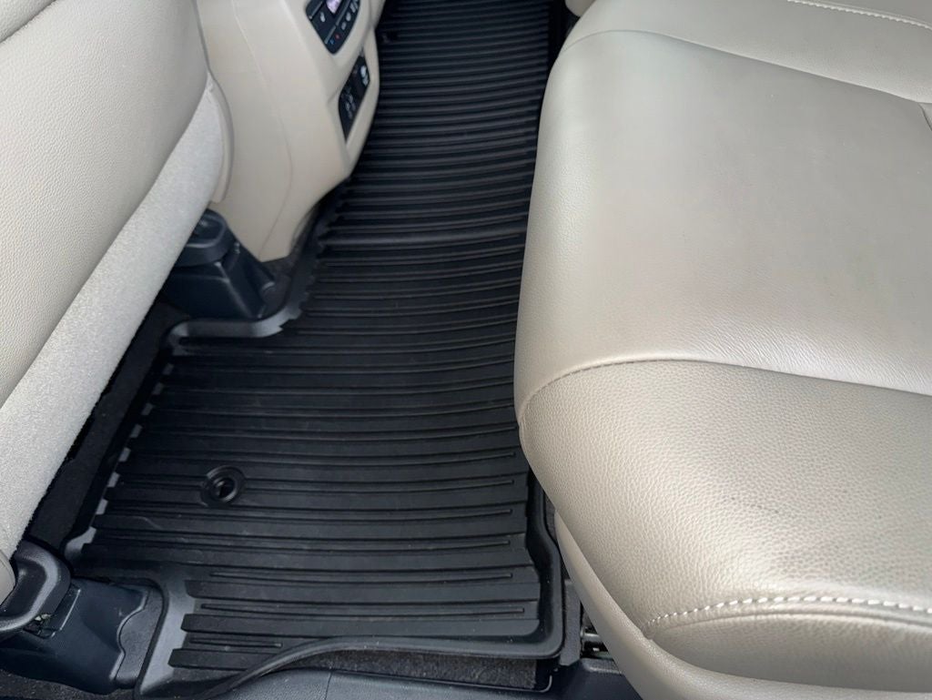 2019 Honda Pilot Touring 8 Passenger