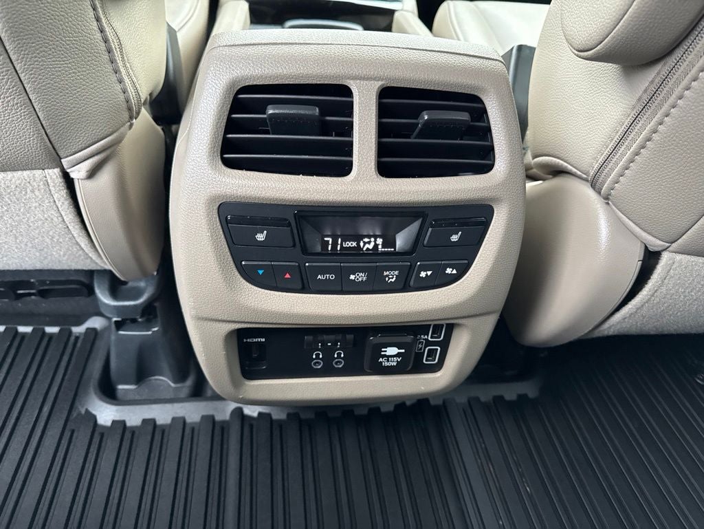 2019 Honda Pilot Touring 8 Passenger