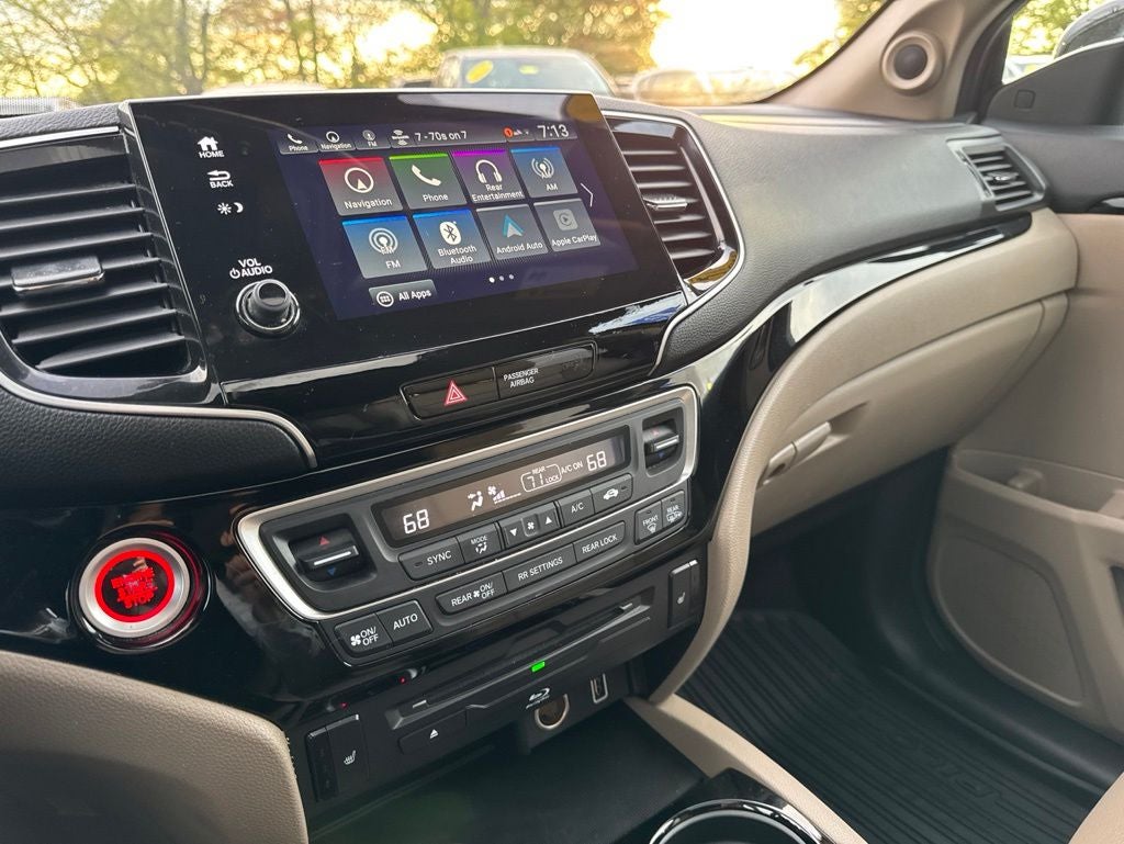 2019 Honda Pilot Touring 8 Passenger