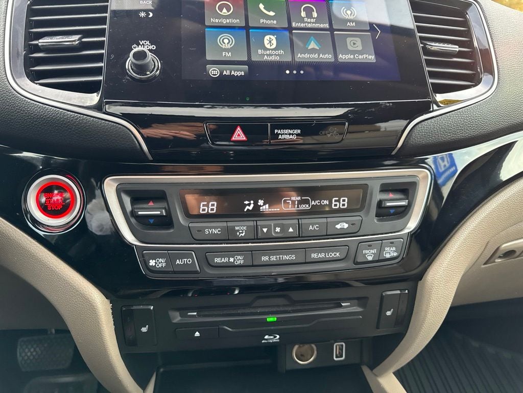2019 Honda Pilot Touring 8 Passenger