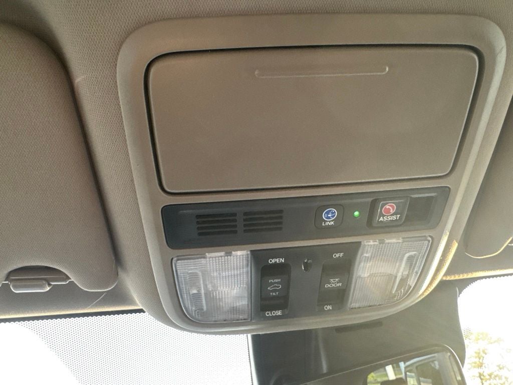 2019 Honda Pilot Touring 8 Passenger