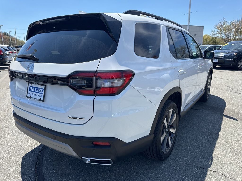 2025 Honda Pilot Touring