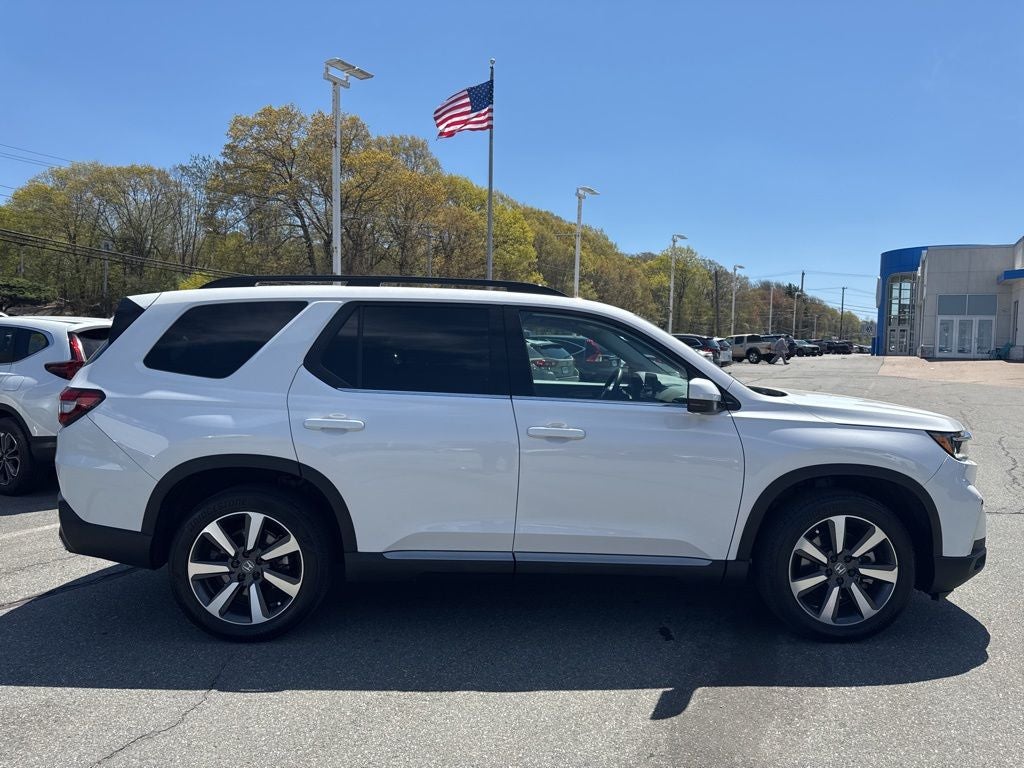 2025 Honda Pilot Touring