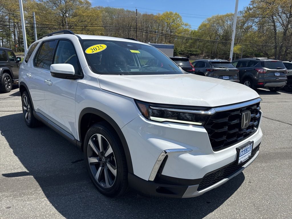 2025 Honda Pilot Touring