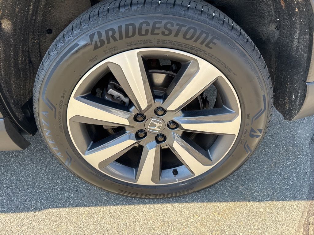 2024 Honda Pilot Touring