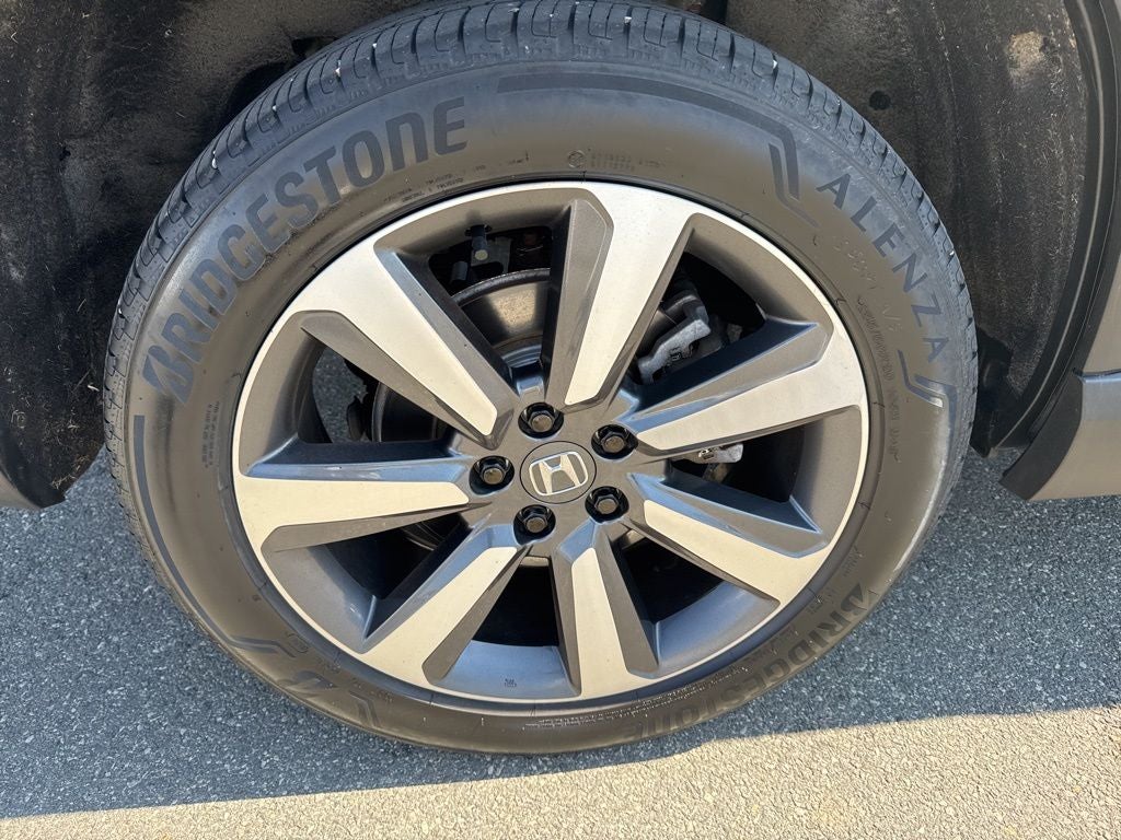 2024 Honda Pilot Touring