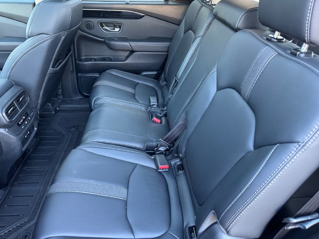 2025 Honda Pilot Touring