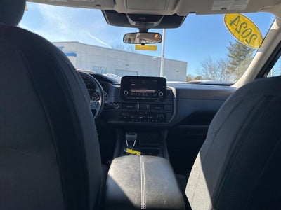 2024 Nissan Pathfinder S