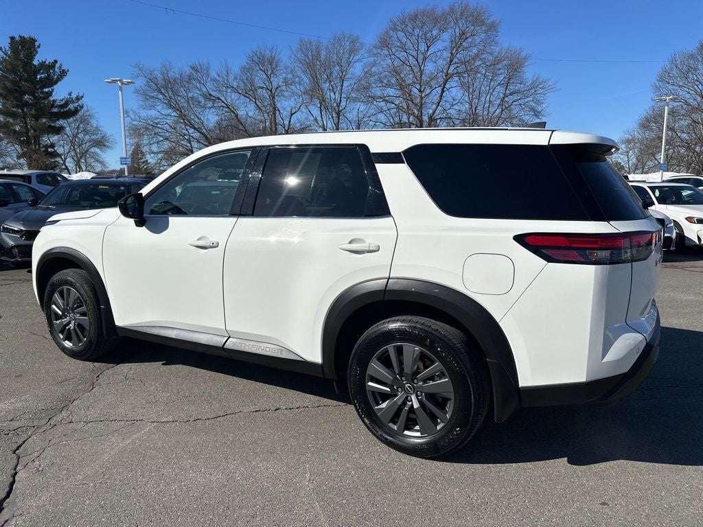 2024 Nissan Pathfinder S