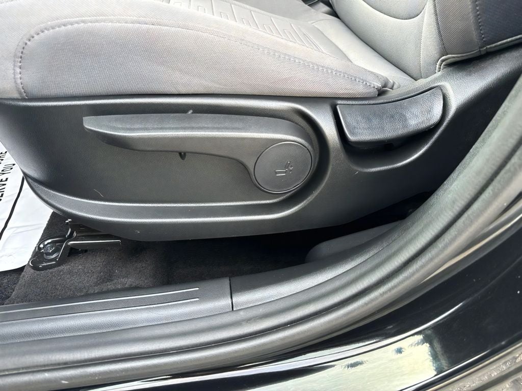 2023 Hyundai Santa Cruz SE