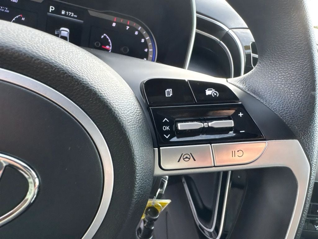 2023 Hyundai Santa Cruz SE