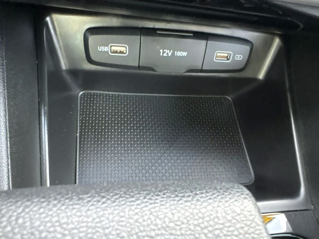 2023 Hyundai Santa Cruz SE
