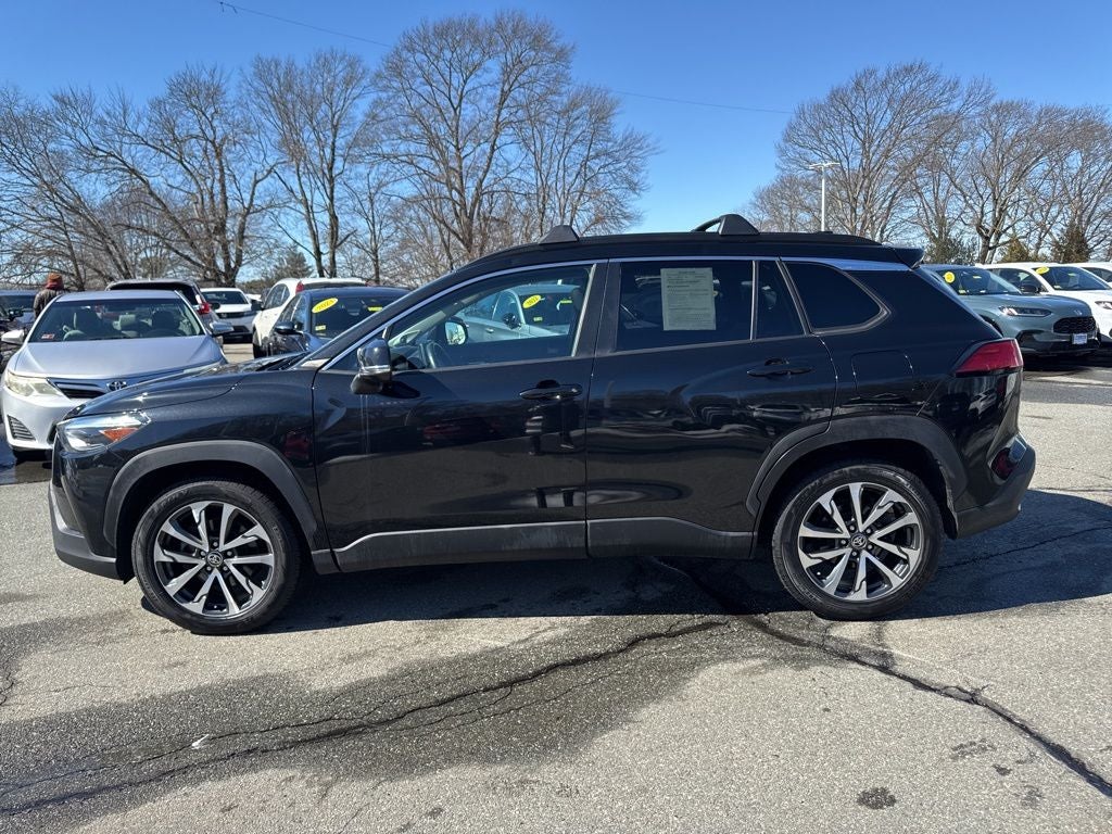 2022 Toyota Corolla Cross XLE