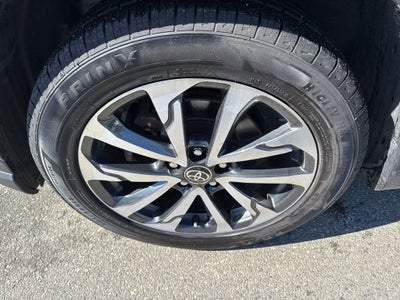 2022 Toyota Corolla Cross XLE