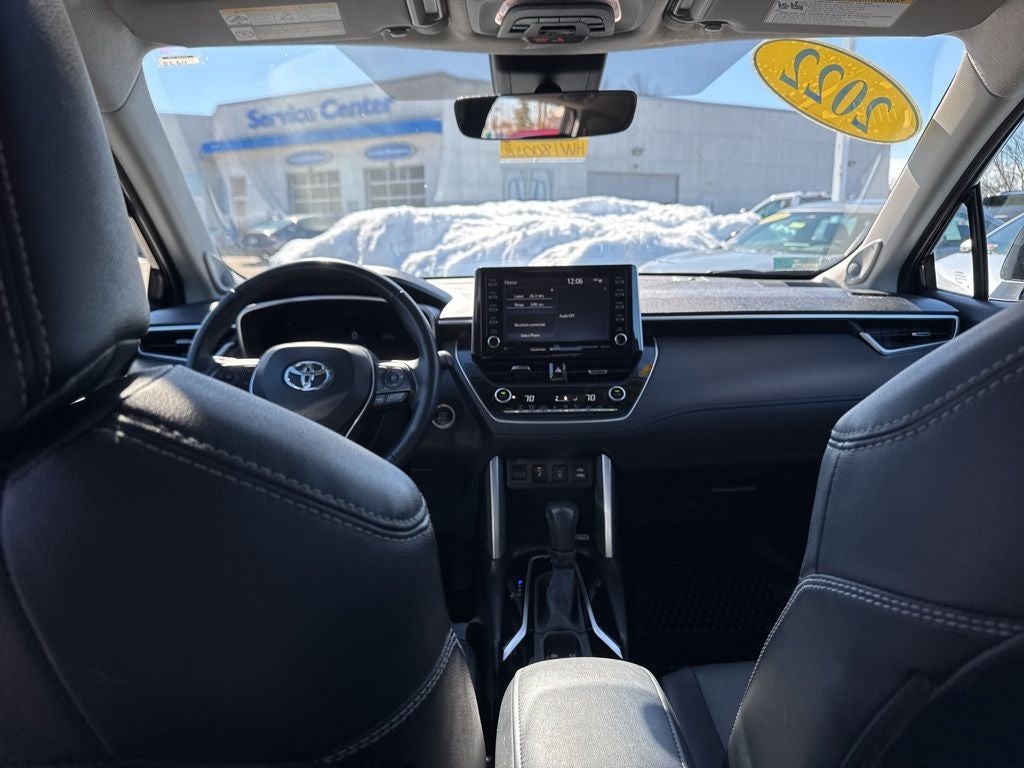 2022 Toyota Corolla Cross XLE