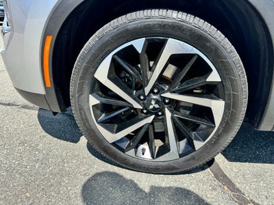 2022 Mitsubishi Outlander ES