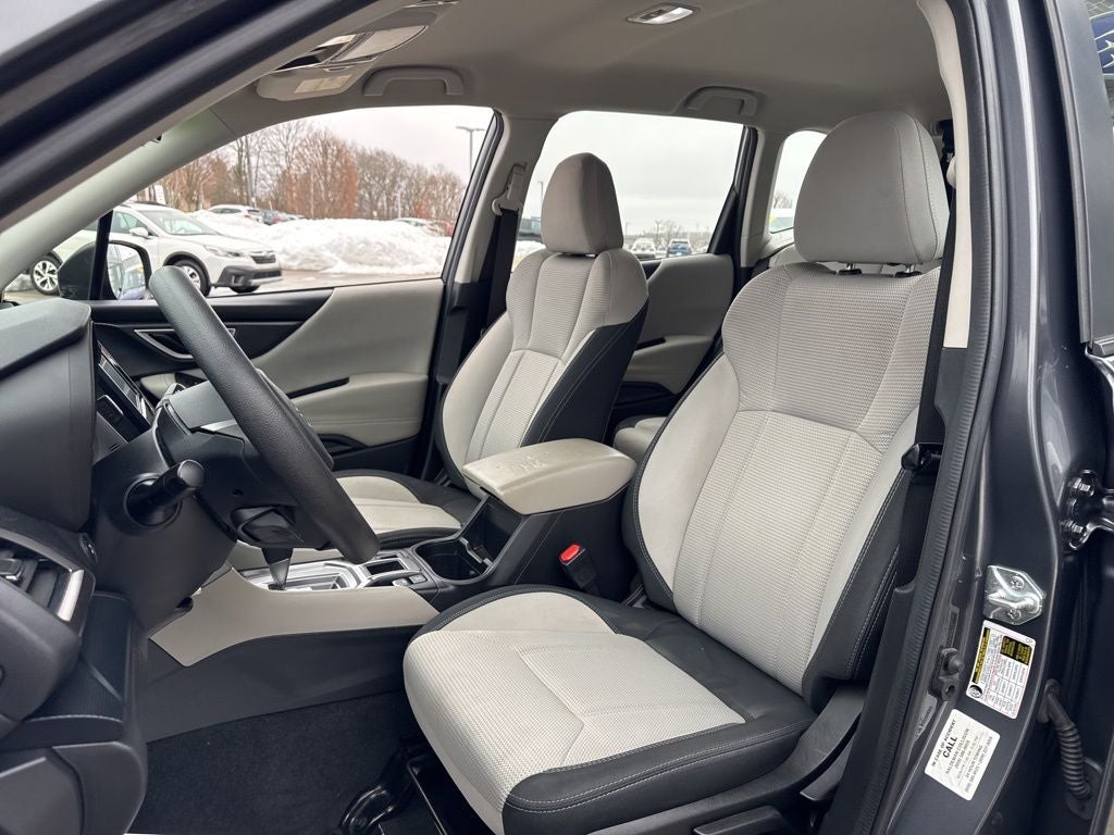 2023 Subaru Forester Base