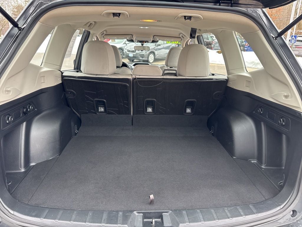 2023 Subaru Forester Base