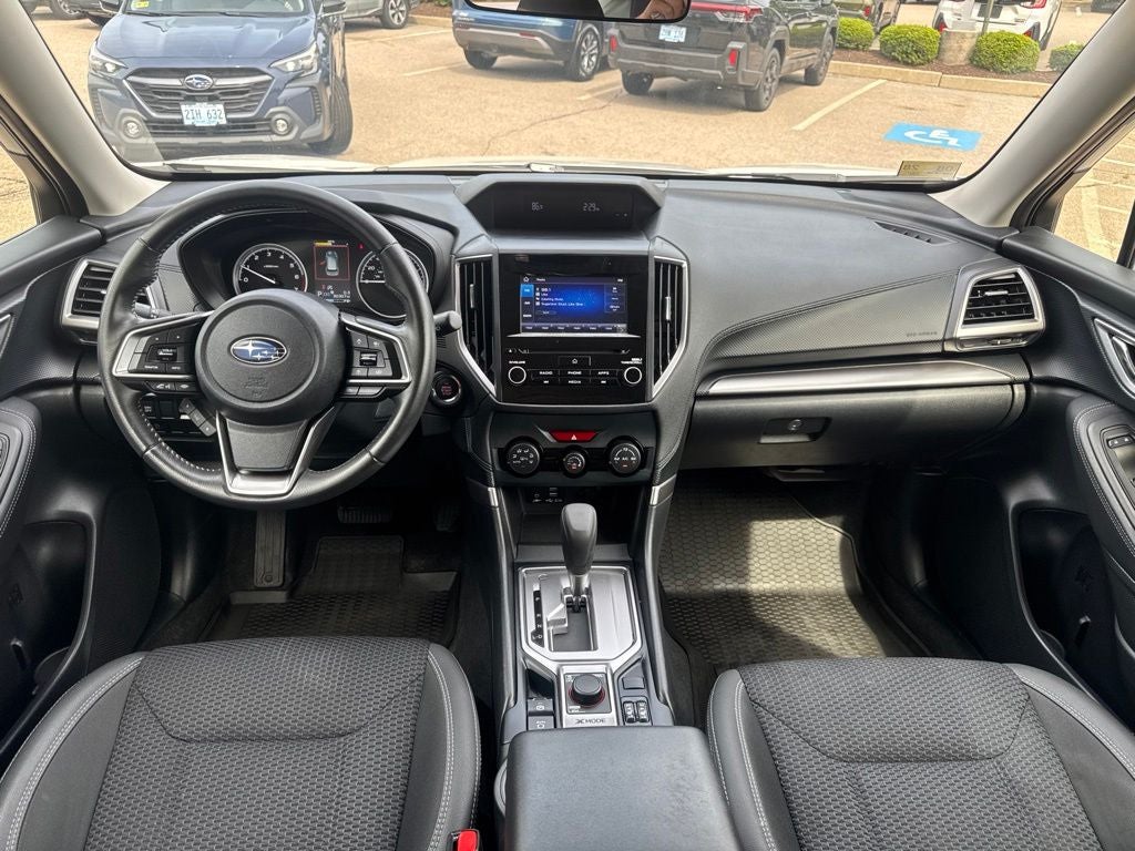 2023 Subaru Forester Premium Premium