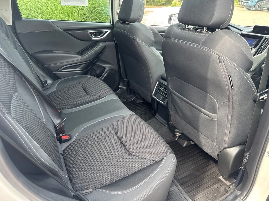 2023 Subaru Forester Premium Premium