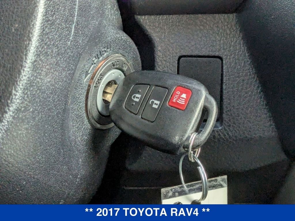 2017 Toyota RAV4 LE