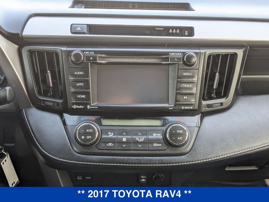 2017 Toyota RAV4 LE