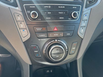 2017 Hyundai Santa Fe SE
