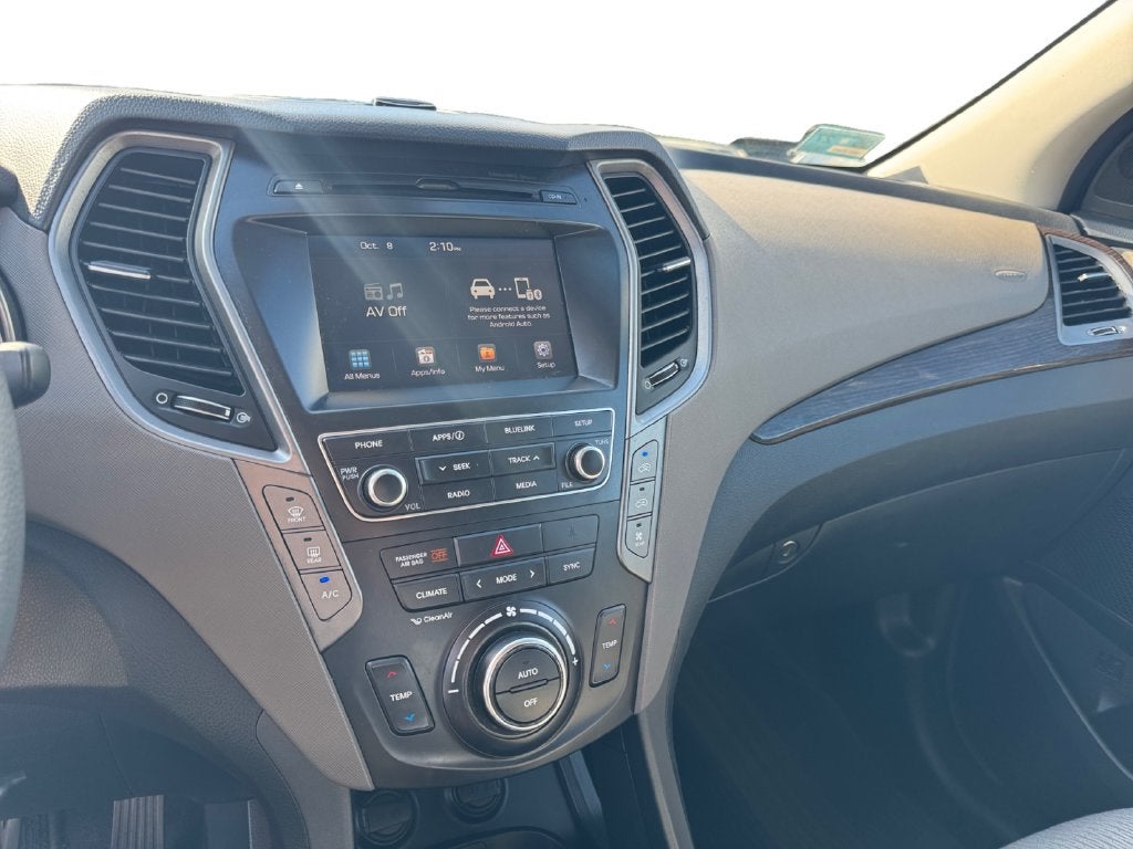 2017 Hyundai Santa Fe SE