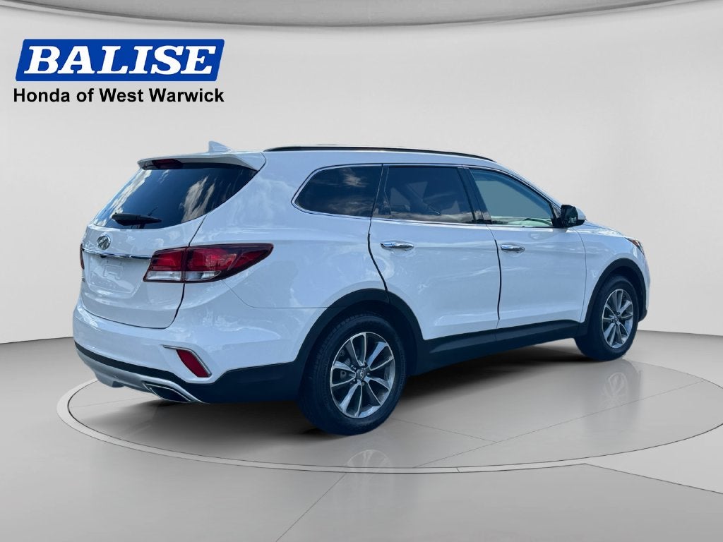 2017 Hyundai Santa Fe SE