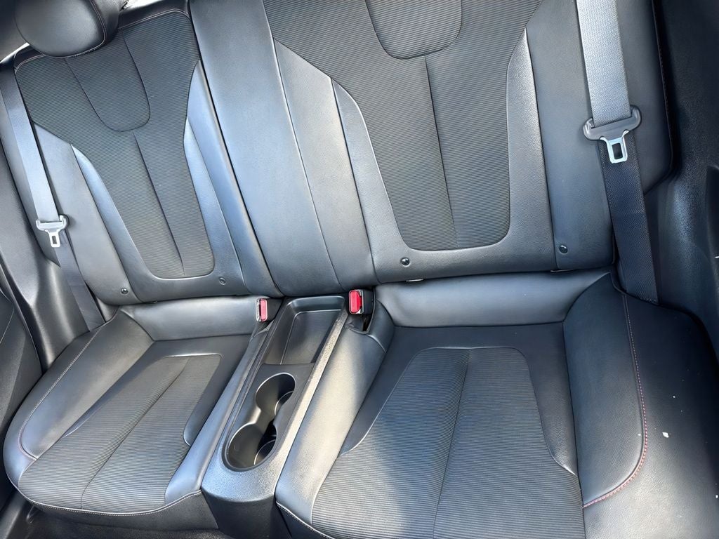 2020 Hyundai Veloster 2.0 Premium