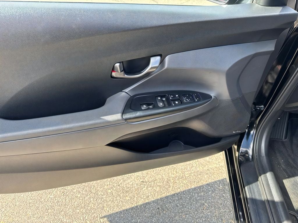 2020 Hyundai Veloster 2.0 Premium