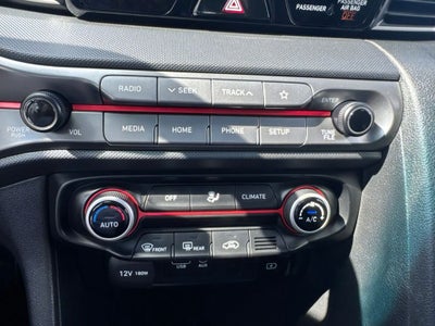2020 Hyundai Veloster 2.0 Premium